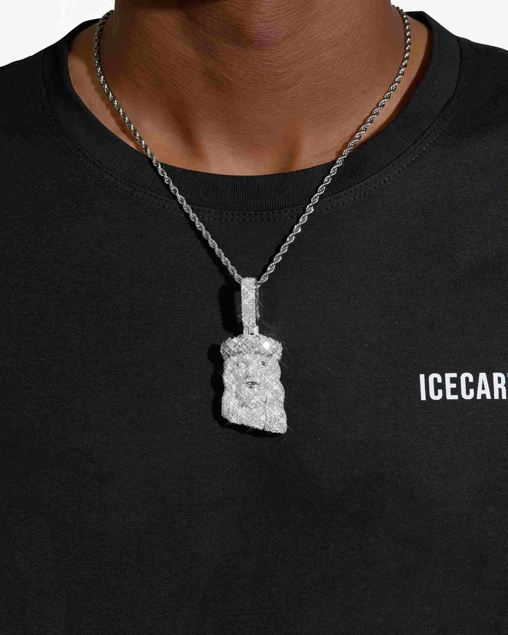 Moissanite Jesus Pendent - Image 2